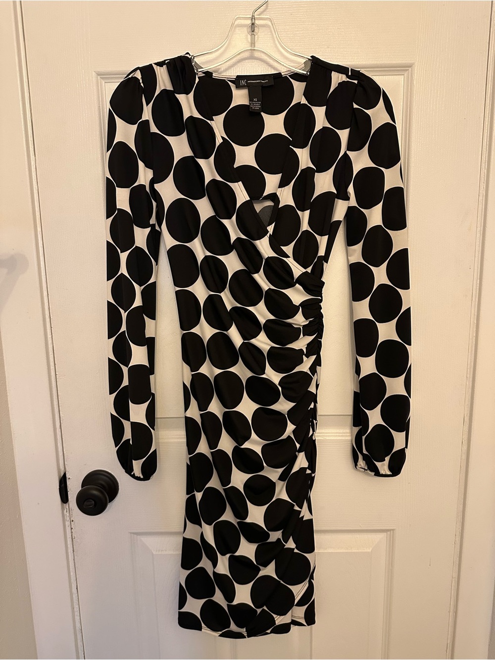 👗$7👗 INC International Concepts Black and White Polka Dot Ruched Wrap Dress